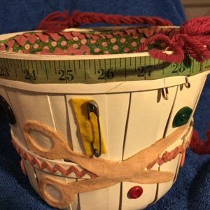Vintage Hand-Crafted  Apple Basket Sewing Basket--Bundle Sale $5